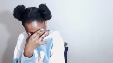 Snapshot of lipcandyxx20 chatting on 03-08-26, 05:22 lipcandyxx20 online show from 03-08-26, 05:22