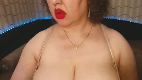 LIpsAddiction online show from 11-19-25, 02:50