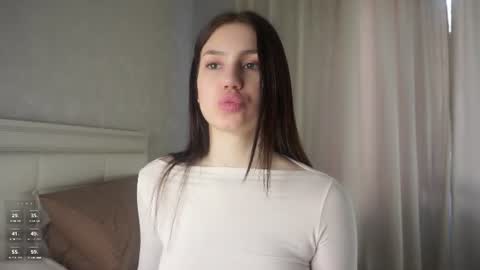 Amelia online show from 08-04-26, 01:20