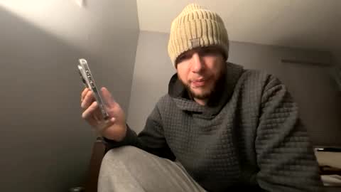 Snapshot of liquidloveforu chatting on 11-12-25, 02:39 Thicker online show from 11-12-25, 02:39