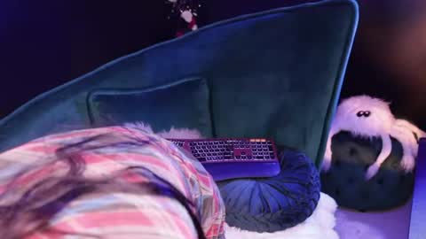Snapshot of lireesa chatting on 08-03-26, 04:00 Lire online show from 08-03-26, 04:00