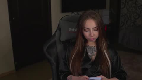 Lisa online show from 11-12-25, 11:21