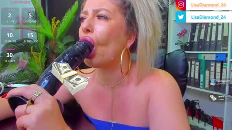 Snapshot of lisa2018 chatting on 01-07-25, 03:14 lisa online show from 01-07-25, 03:14