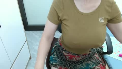 Snapshot of lisa_1011 chatting on 07-02-26, 03:45 lisa_1011 online show from 07-02-26, 03:45