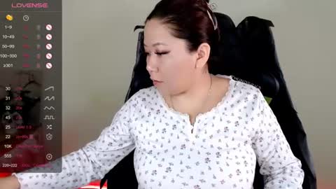 Snapshot of lisa_______ chatting on 07-09-26, 02:48 Lisa Harris online show from 07-09-26, 02:48