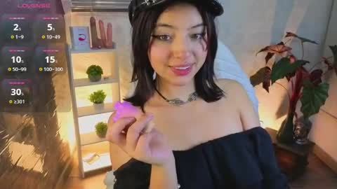 Snapshot of lisa_dolly_nyx chatting on 05-28-26, 08:33 lisa dolly nyx online show from 05-28-26, 08:33