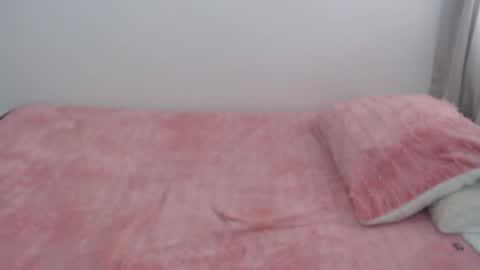 Snapshot of lisa_g07 chatting on 02-03-26, 02:33 Lisa Santos online show from 02-03-26, 02:33