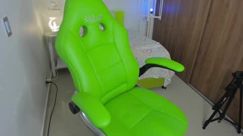 Lisa  online show from 02-07-25, 11:34