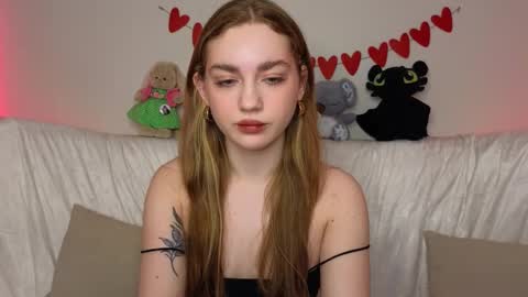 Lisa and Katerina online show from 02-25-25, 05:52