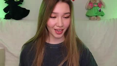 Lisa and Katerina online show from 03-04-25, 01:06