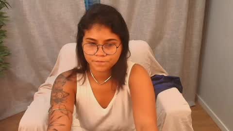 Rayssa Lisa online show from 04-28-26, 08:25