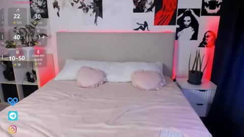 Snapshot of lisa_moons chatting on 10-09-25, 03:21 lisa_moons online show from 10-09-25, 03:21