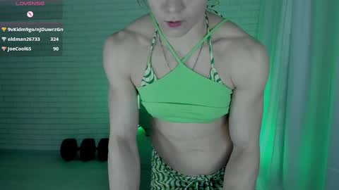 Snapshot of lisa_ree_ chatting on 03-07-25, 10:54 lisa online show from 03-07-25, 10:54
