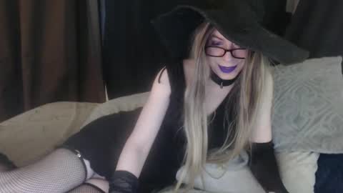 Lisa Tyler online show from 01-26-25, 09:51