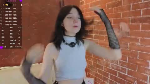 Lisa online show from 02-22-26, 07:12