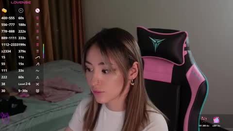 Snapshot of lisamayson chatting on 10-31-25, 03:13 LISA online show from 10-31-25, 03:13