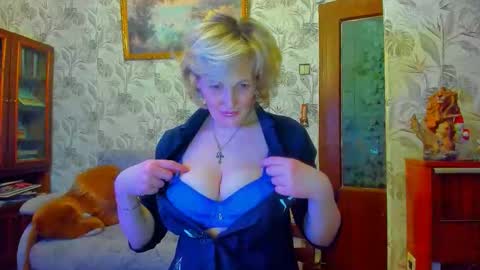 Lisasimsxs online show from 02-26-26, 10:53