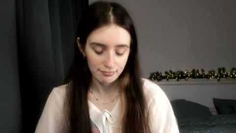 Lisa online show from 12-25-24, 09:22