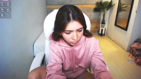 Snapshot of liseth_fox chatting on 12-13-24, 09:41 Liseth Fox online show from 12-13-24, 09:41