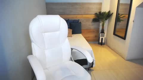 Snapshot of liseth_fox chatting on 01-07-25, 06:45 Liseth Fox online show from 01-07-25, 06:45