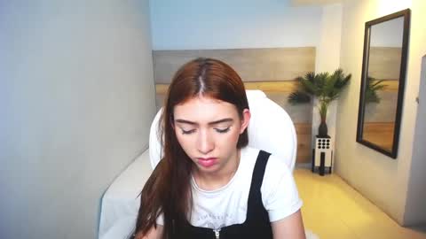 Snapshot of liseth_fox chatting on 01-17-25, 10:56 Liseth Fox online show from 01-17-25, 10:56