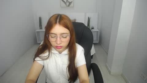 Snapshot of liseth_fox chatting on 01-23-25, 12:52 Liseth Fox online show from 01-23-25, 12:52