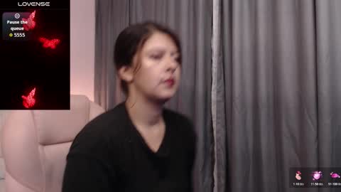 Andrea online show from 11-26-25, 03:29