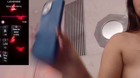 Snapshot of liss_black chatting on 12-18-25, 12:49 Andrea online show from 12-18-25, 12:49