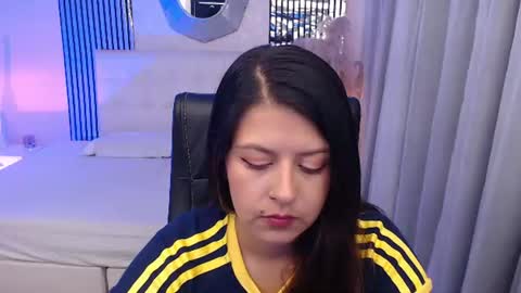 Snapshot of liss_black chatting on 06-24-26, 04:55 Andrea online show from 06-24-26, 04:55