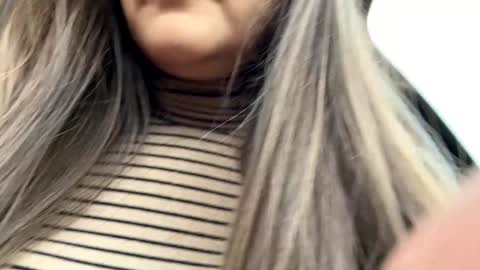 Lissa online show from 11-18-25, 09:36