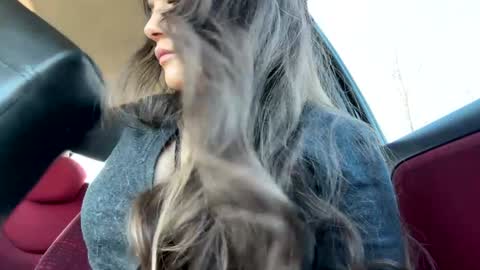 Lissa online show from 02-14-26, 10:01