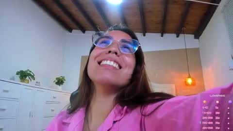 L I S S A  online show from 02-11-25, 02:25