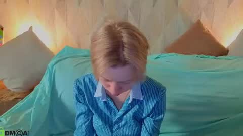 Snapshot of lissa_kitsune chatting on 07-09-26, 01:09 Lissa online show from 07-09-26, 01:09