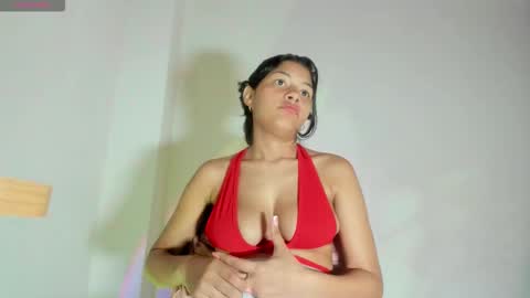 lissa_petitee online show from 12-19-25, 06:48