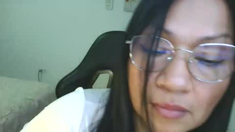 Snapshot of lissafeethot chatting on 05-31-26, 11:39 Lissafeethot online show from 05-31-26, 11:39