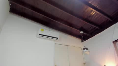 lissaharris online show from 11-30-25, 04:22