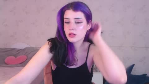 Alice Dont forget to thumbs up its very important  online show from 05-04-26, 06:53