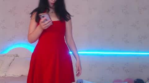 Alice Dont forget to thumbs up its very important  online show from 06-21-26, 08:17