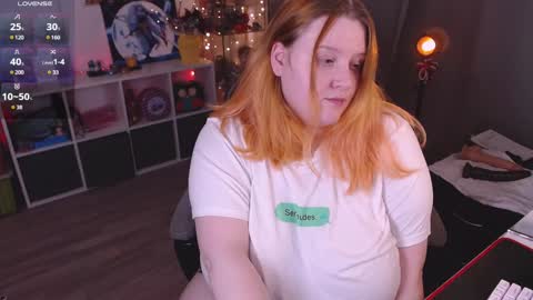 Snapshot of lissamuff chatting on 01-21-25, 03:32 Lissa online show from 01-21-25, 03:32