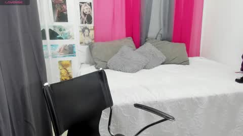 Snapshot of lissavillalobos chatting on 02-16-25, 06:54 lissa online show from 02-16-25, 06:54