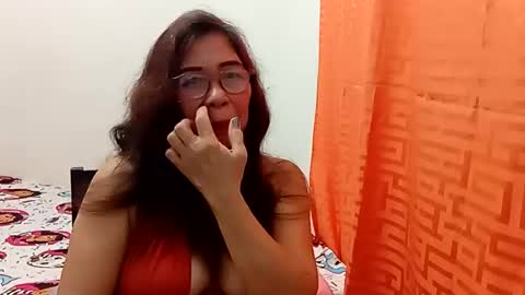 Snapshot of litamilf14 chatting on 11-22-25, 01:37 litamilf14 online show from 11-22-25, 01:37