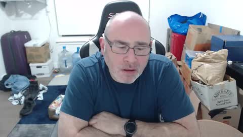 Snapshot of litemike7 chatting on 11-23-25, 02:55 litemike7 online show from 11-23-25, 02:55