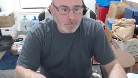 Snapshot of litemike7 chatting on 12-01-25, 02:49 litemike7 online show from 12-01-25, 02:49