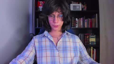 Literateboy online show from 11-11-25, 01:16