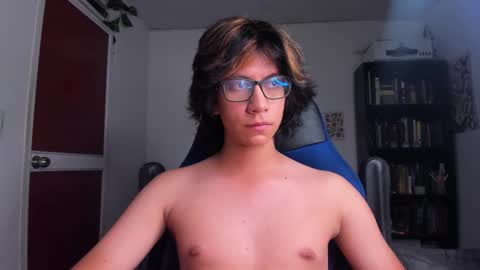 Literateboy online show from 02-08-26, 01:42