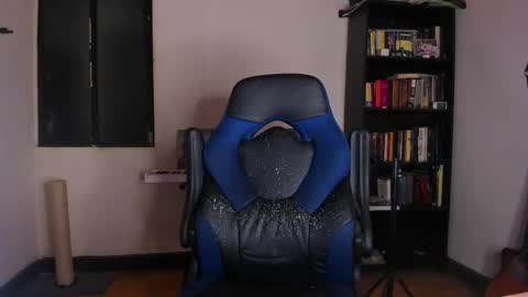 Literateboy online show from 05-02-26, 01:54