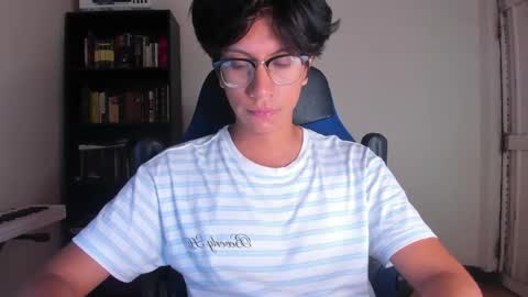 Literateboy online show from 06-04-26, 01:44
