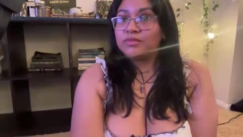 Snapshot of littldeath chatting on 11-02-25, 05:54 littldeath online show from 11-02-25, 05:54