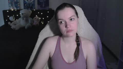 little__flowers online show from 04-18-26, 08:29