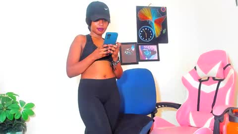 little_africa online show from 02-10-25, 01:11